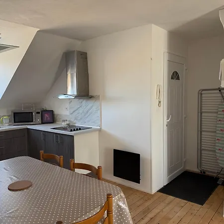 F2 Vu Sur L Allier Pour 6 Pers Apartamento